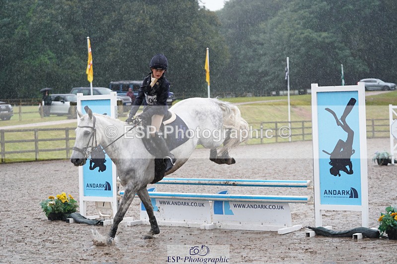 240824X-082212-20150 - 70cm Round 1 8.30 to 9.30