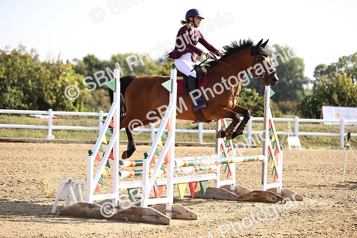 SBM_005459 - Class 8 - Clear Round