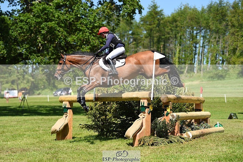 230527-142752-09796 - 327-ROMANTIC-Rosie_Fry-XC