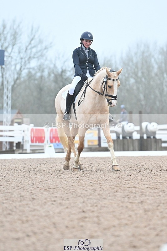 240217A-091908-00331 - 130-Kate.Kerswell-Top.Gun.RB