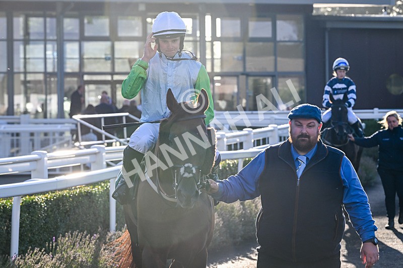 080926-Race 8-Zimmerman-3598 - Race 8 5.51pm Racing Again 30th September Amateur Jockeys' Handicap