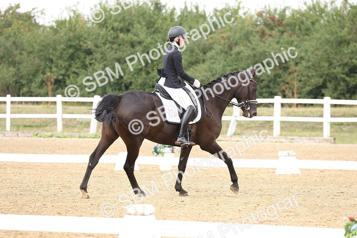 SBM_006287 - Class 6 - novice 6 - 11.50-12.46