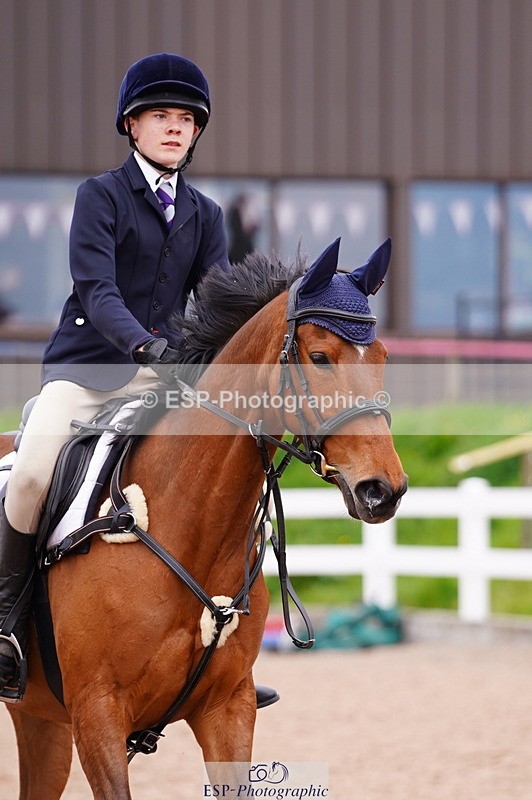 240506A-141736-09476 - Cls 17 Club 60cm