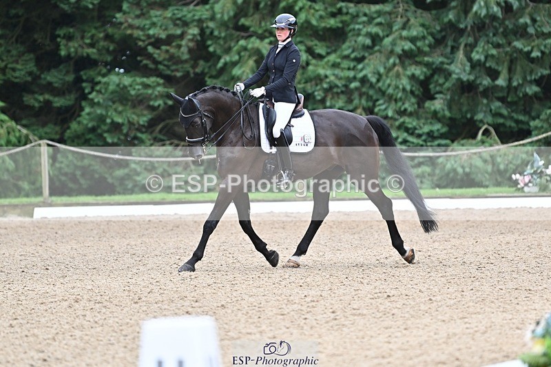 240810-103800-02500 - 209-Jess.Ralton-Newton.Freezeframe