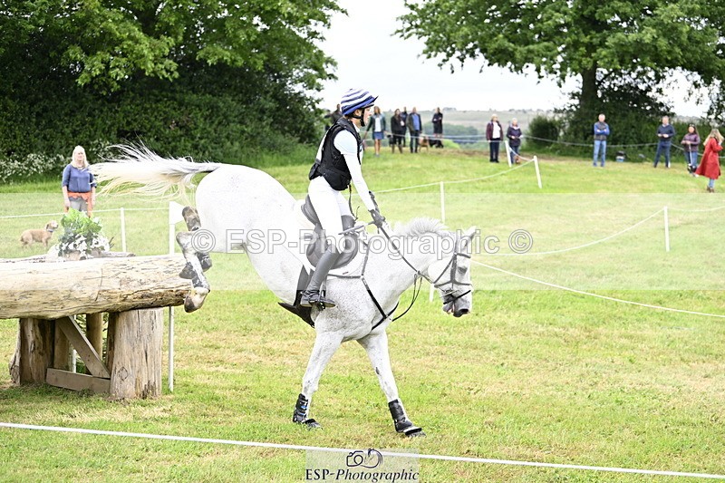 250524A-104352-09076 - A-063-Elizabeth.Barratt-RIDE.FOR.THAIS.CHAMAN.DUMONTCEAU