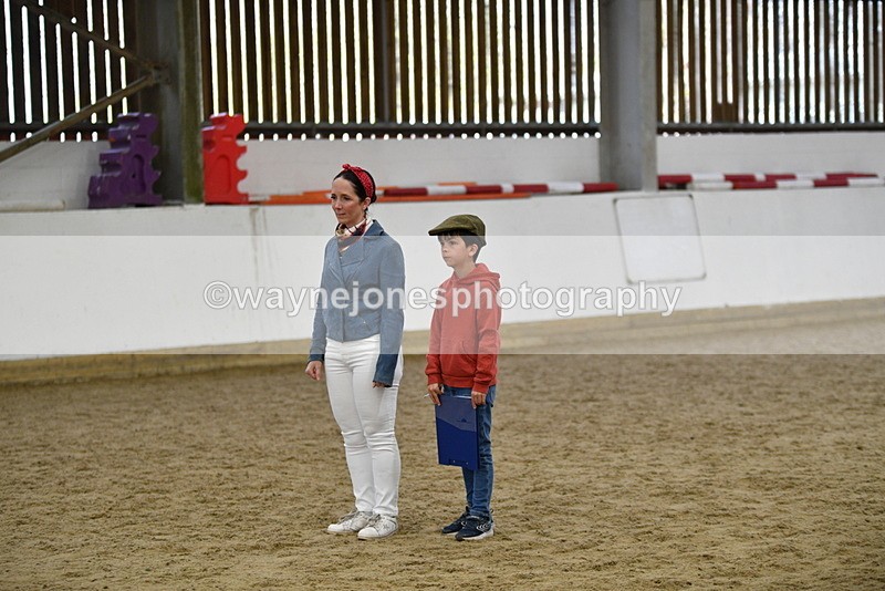 WJ5_6189 - Class 9 Ridden Veteran