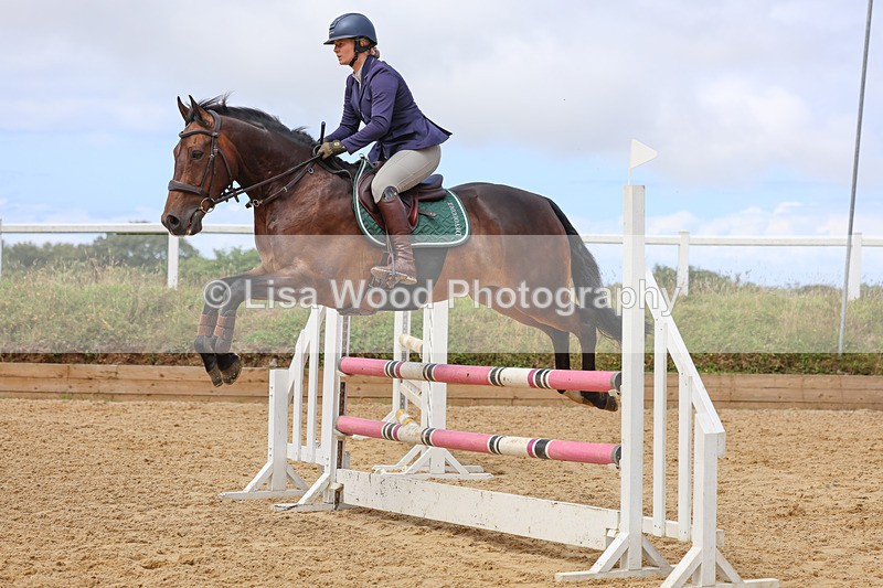 3E7A9954 - Class 9: Senior British Novice/90cm open