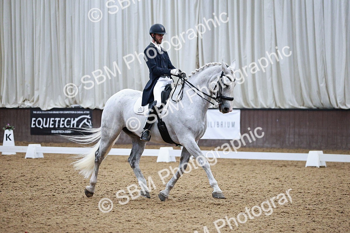 SBM_020630 - Class 13 - FEI INT I - 15.30-16.00