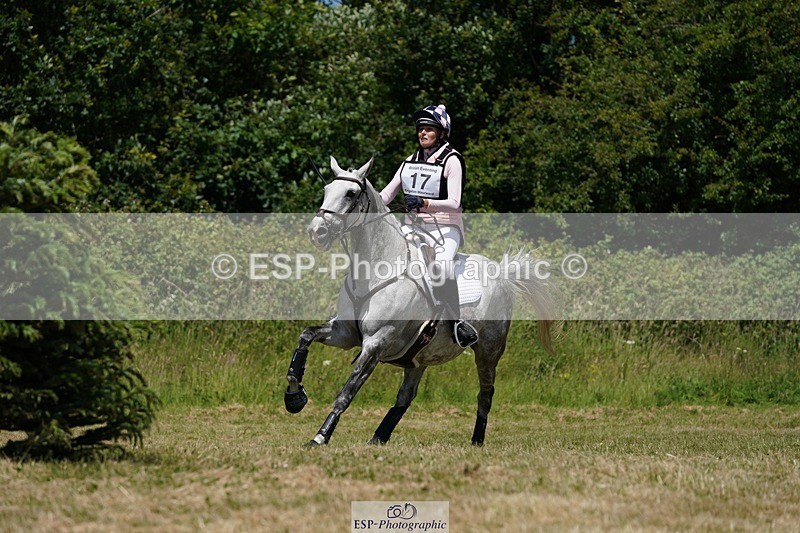 240629X-124336-2228 - 017-Jessica_Long-LADY_GREY