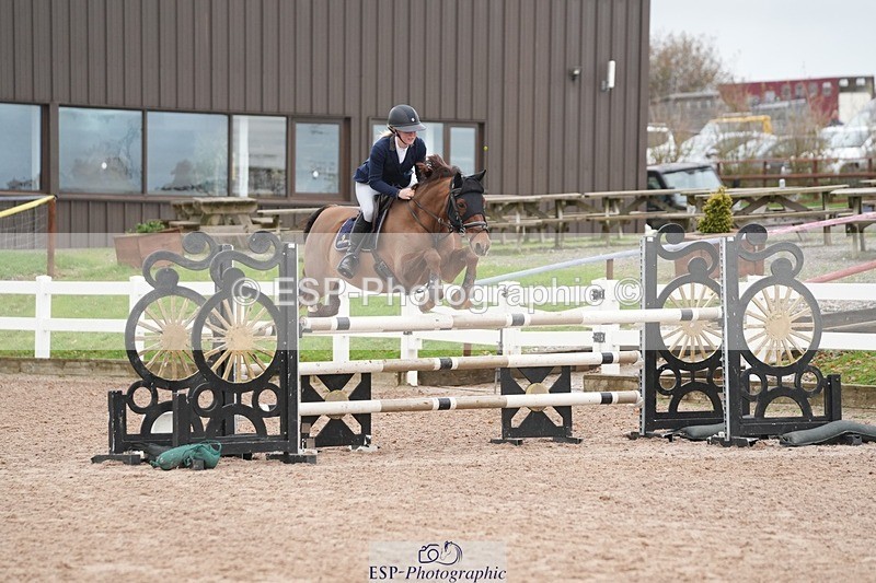 251109-102739-03381 - Cls 19 Snr 1.05m Open