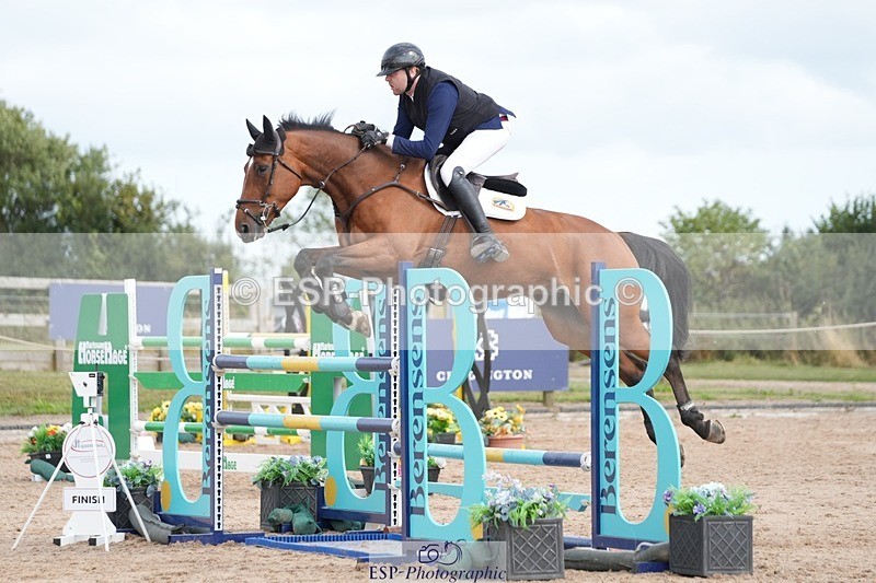 250803-164341-14622 - Cls 30 Redpost Equestrian Senior Foxhunter