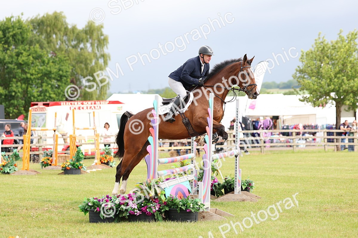 SBM_11903 - Class 205 - Tarmac Senior 1m Open