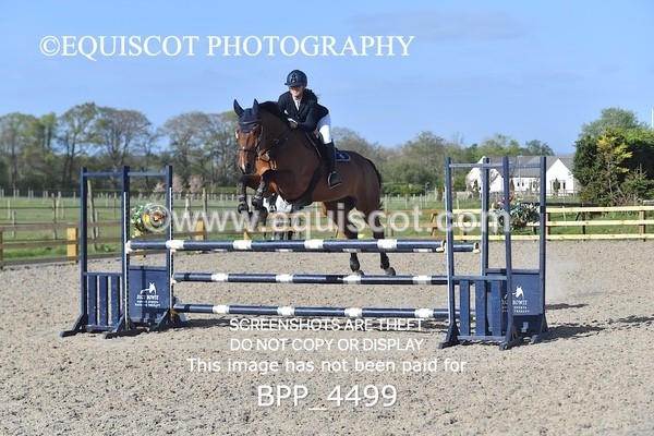 BPP_4499 - CLASS 9 Senior Newcomers/ 1.10m Open