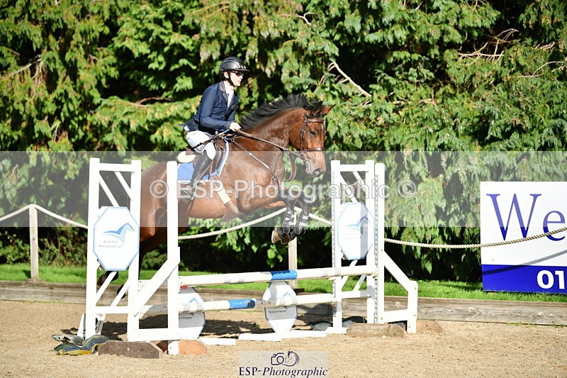 251004A-153057-01851 - Classes 8 & 9 70cm