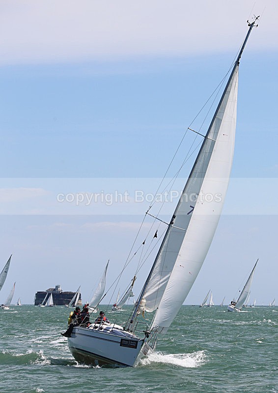 130601 ST GEORGE GBR7750R WT7A0636 - ROUND THE ISLAND RACE - 1st June 2013