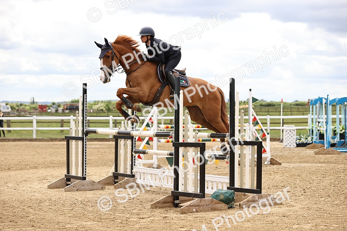 SBM_002936 - Class 11 - Senior Newcomers - 1.10m
