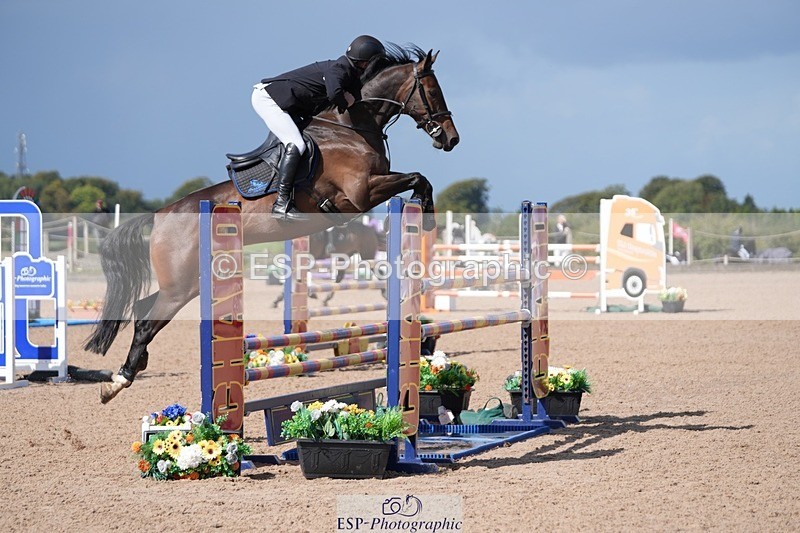 250913-121639-06854 - Cls 15 Snr Foxhunter