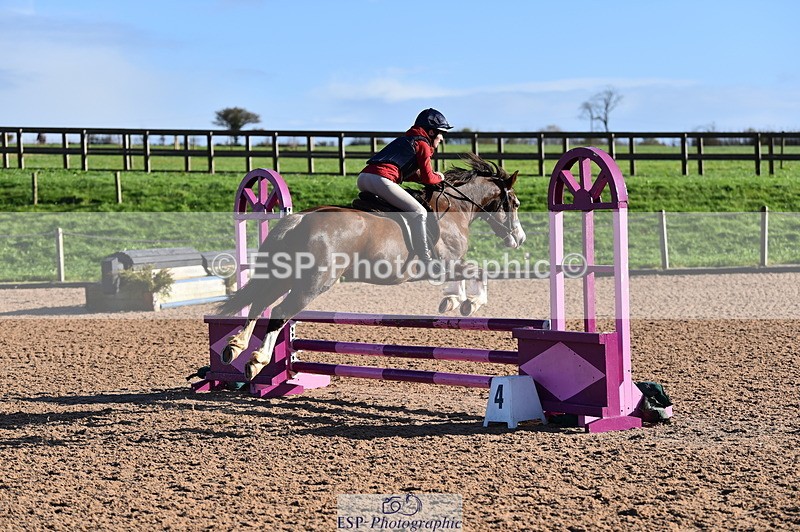 231105A-103248-00355 - 70cm