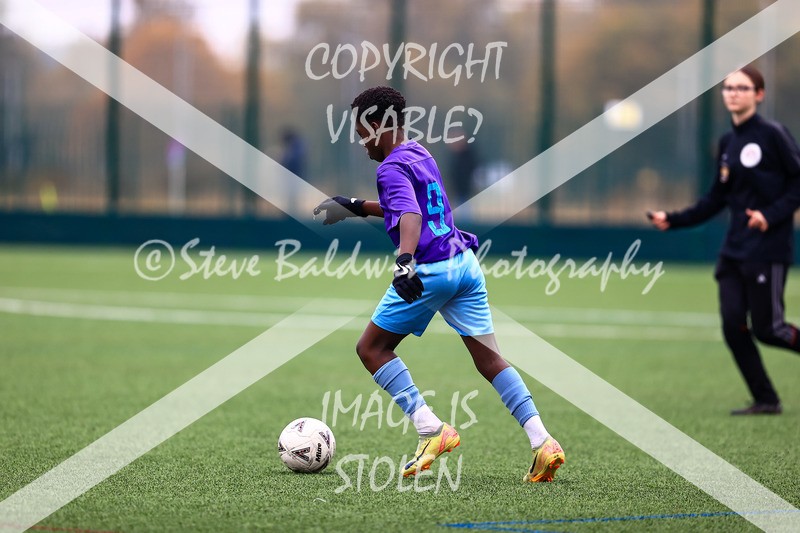 1DX30428 - 2025-10-12 FC Abbey Meads U14 Orange V Kingsdown Lions U14