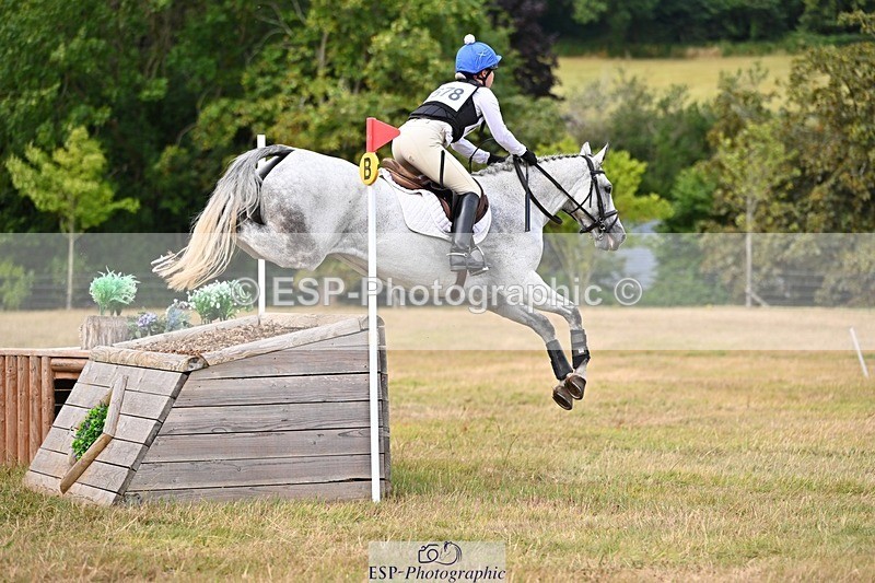 250803A-153306-16033 - O-678-Izzy.Baines-COEUR.DE.LIONNE.J.Z