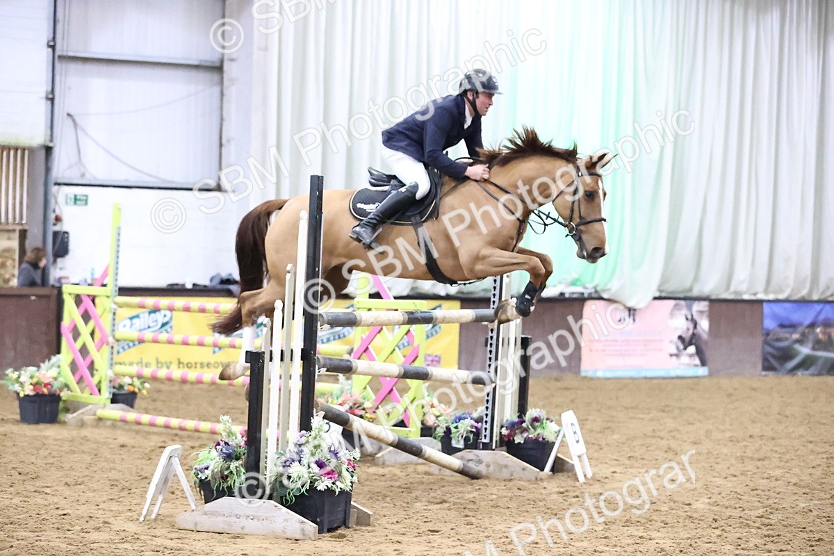 SBM_002313 - Class 11 - Senior Foxhunter - 1.20m