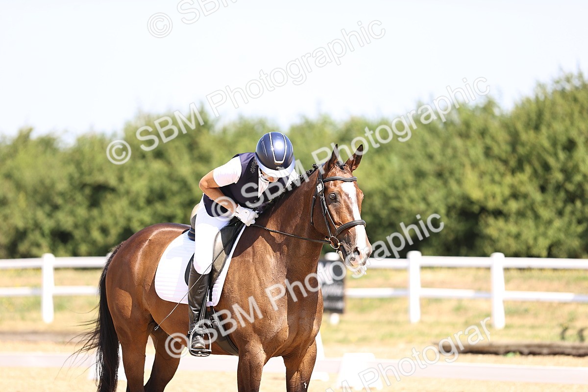 SBM_009399 - Novice 5 - 9.50-10.53