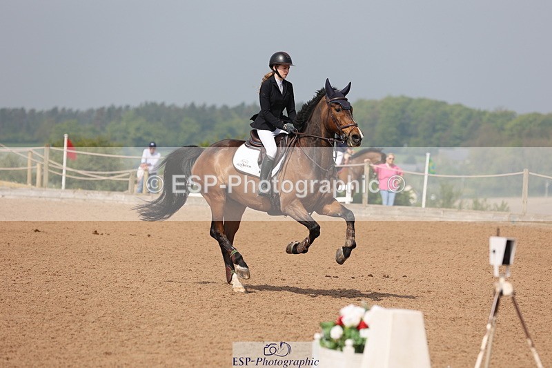 240511A-103753-11820 - Cls 33 Snr 1.20m Open