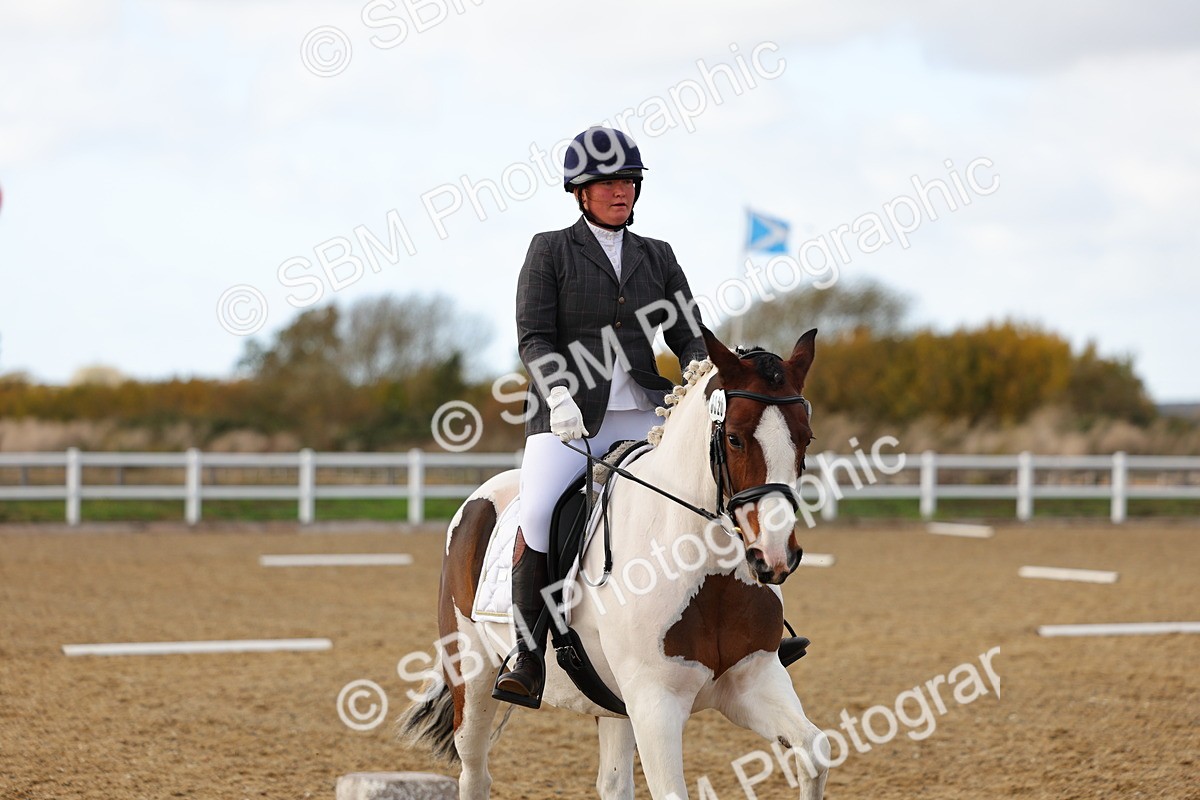 SBM_002660 - Class 8-11 - Novice 1-E1