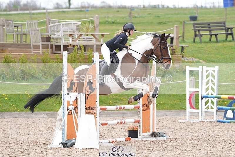 250414-132716-00938 - 80cm Round 2