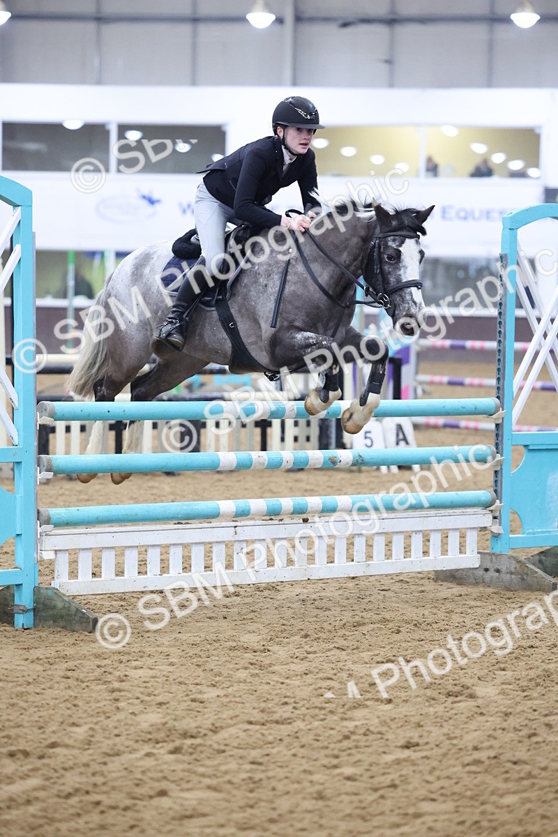 SBM_003234 - Class 11 - Blue Chip Pony Newcomers - 1.00m Open