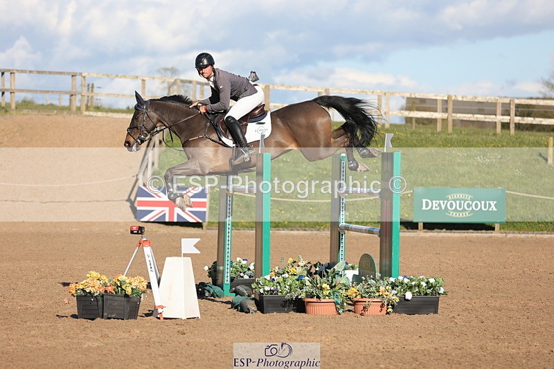 240419A-172737-09800 - Cls 10, 2 Star Big Tour 145cm  Break to End