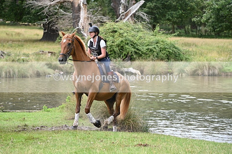 WJ7_2366 - Time at Water 11:14 to 11:36