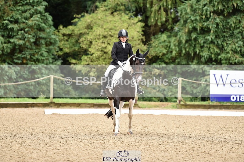 140109A-231656-08421 - 129-Nicole.Windley-Sweetcombe.Huntsmans.Girl