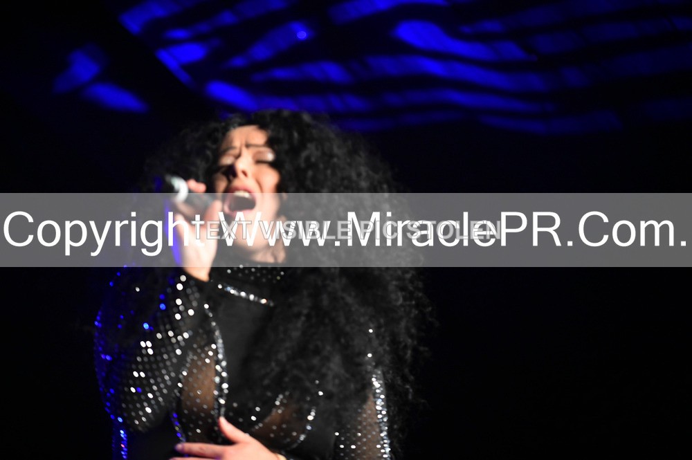 SH4_6390 - The Cher Experience