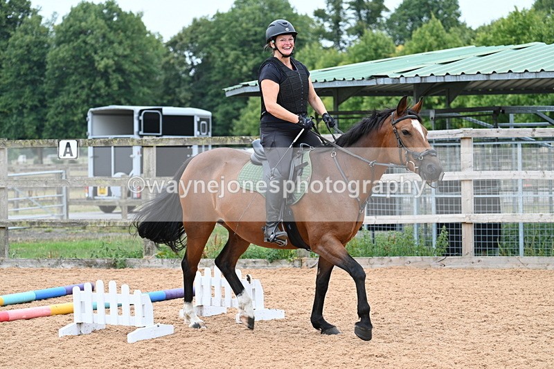 WJ7_8558 - Poles 11:00am