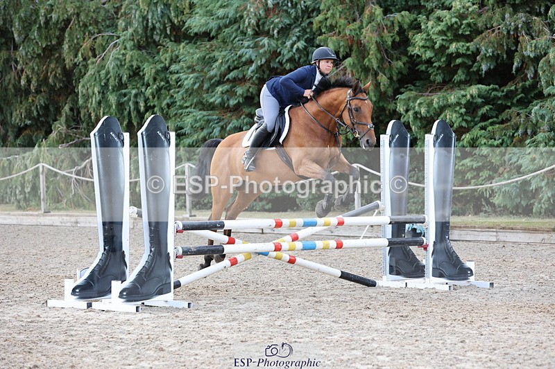250829A-104758-01224 - Cls 7 British Novice and 90cm