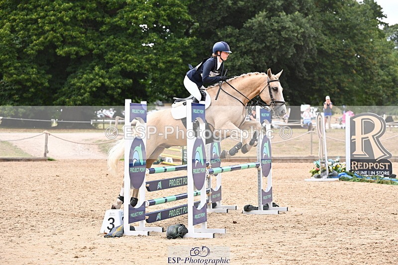 250802A-143707-05948 - F-273-Imogen.Knight-FOURSEASONS.FIRST.EDITION