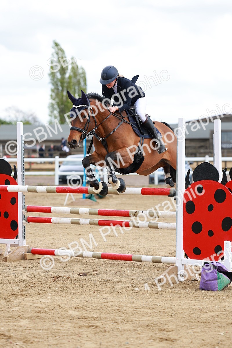 SBM_002407 - Class 10 - Senior Newcomers - 1.10m