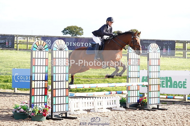 241004A-101502-00053 - Fri 01 Snr Disco & 1.00m Open