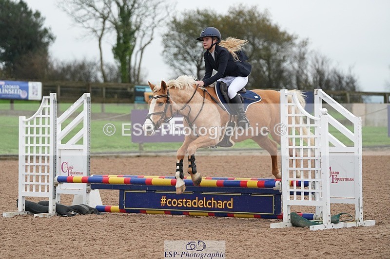 251116-094915-01422 - Cls 18 Clear Round 50cm