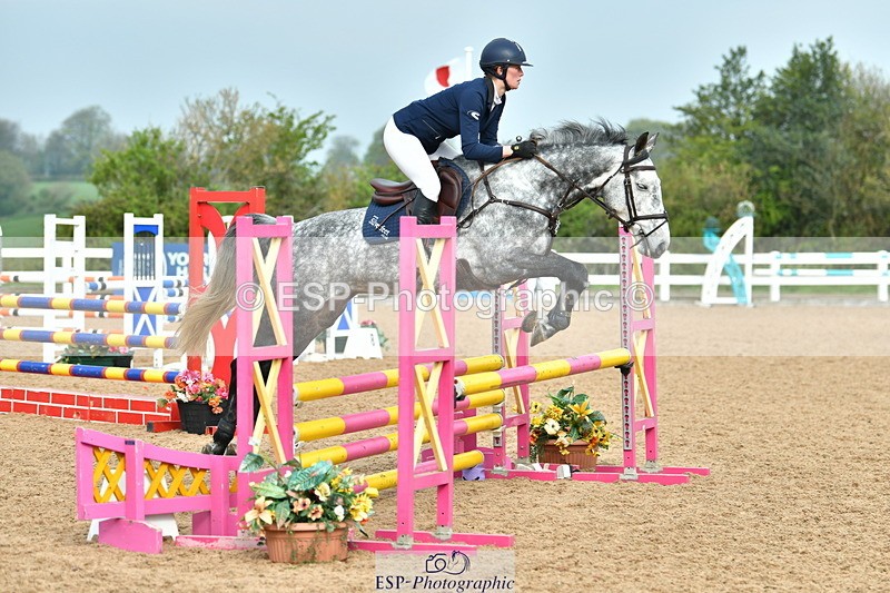 230504A-091015-00032 - Cls 1 British Novice & Open