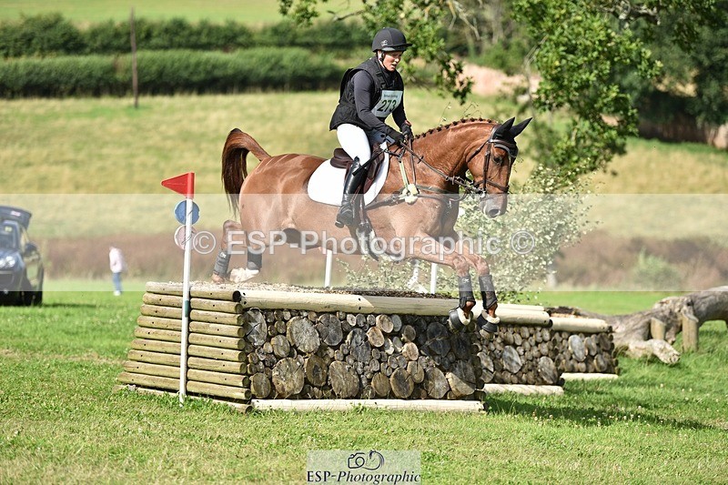 240803-162450-09268 - 273-Ali_Wilkes-FINE_DEAL