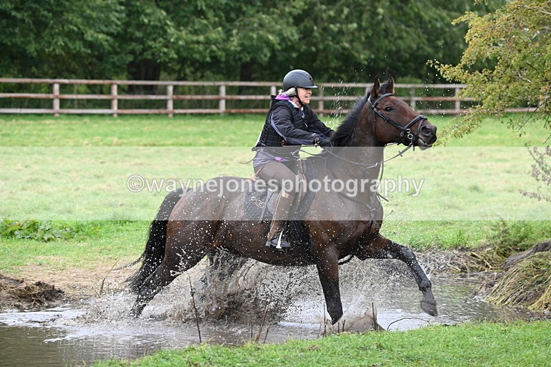 WJ6_5770 - Time at Photographer 12:31 to 12:40