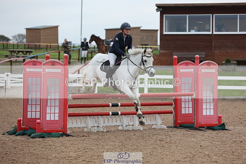 241101A-081147-00097 - FRI Cls 2 British Novice and 90cm Open