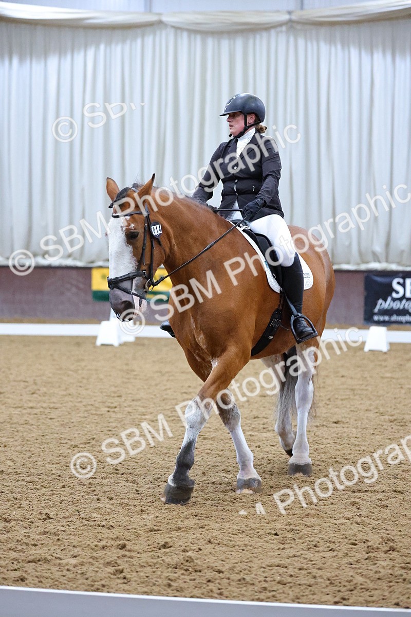 SBM_000125 - Class 2 - Intro 3 Championship - 8.51-9.47