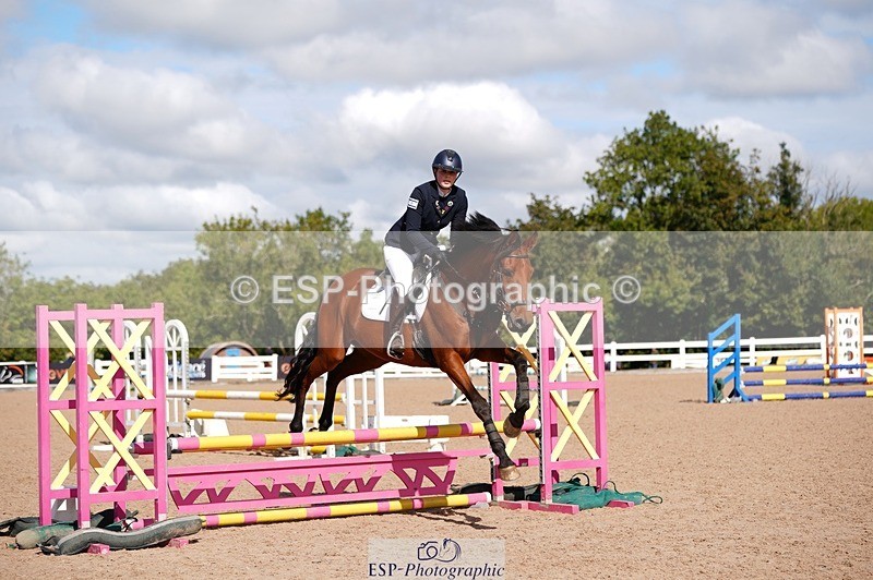 250921-114034-02758 - Cls 21+22 Club and Schools 70cm