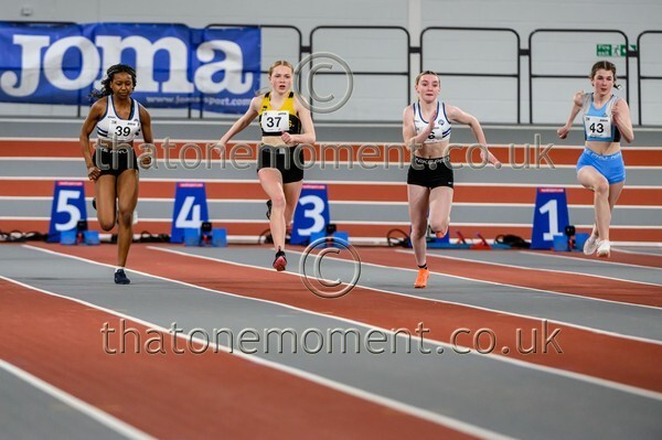 AgeInd25SAT-922055 - Track Female Set One