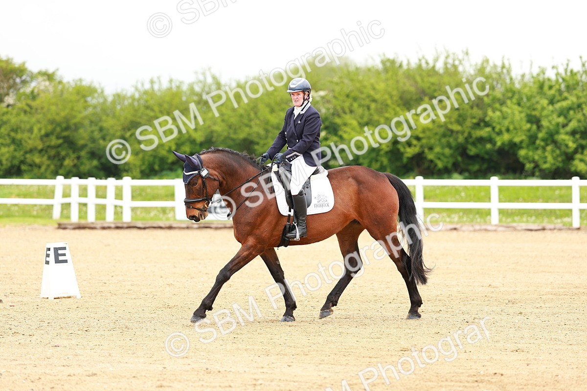SBM_004643 - Class 15 - Novice 5