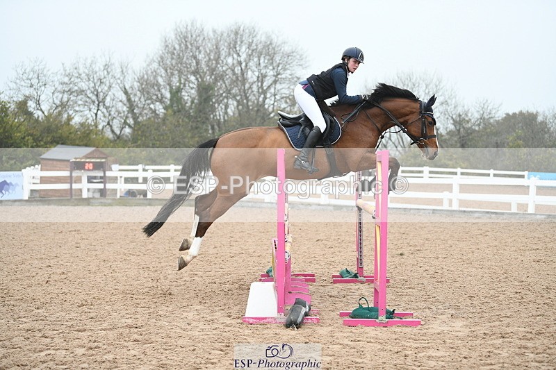 241103A-112201-07772 - SUN Cls 21 Snr Newcomers and 1.10m Open