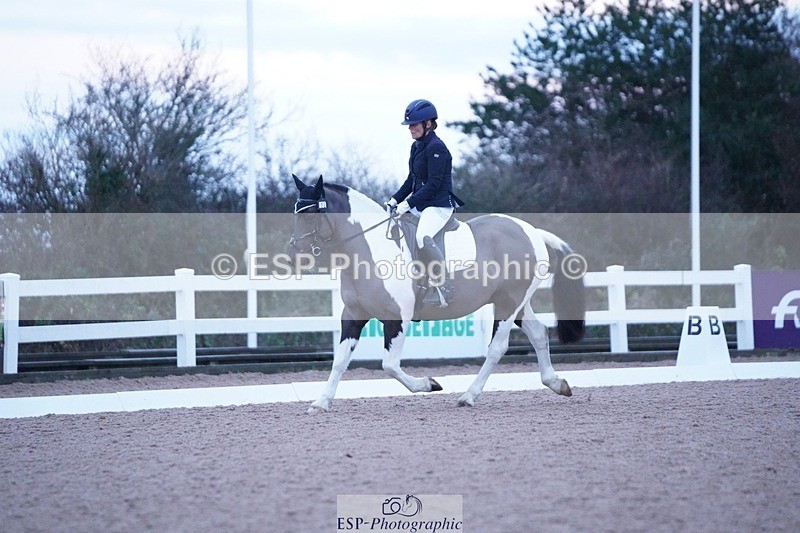 241214-090700-00009 - 122-Lisa.Counsell-Paris.Party.Girl